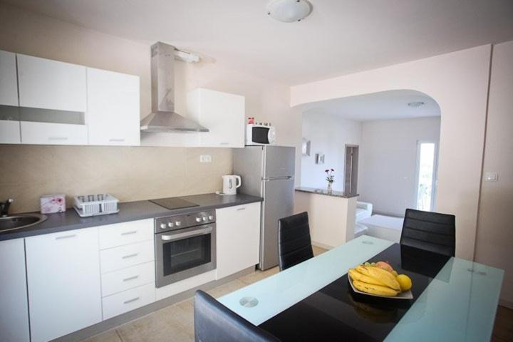 Apartments Kalaba - Dalma II Podaca Bagian luar foto