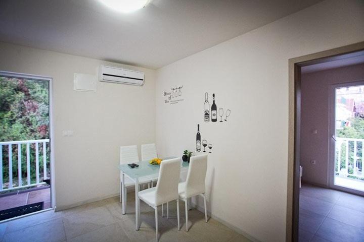 Apartments Kalaba - Dalma II Podaca Bagian luar foto